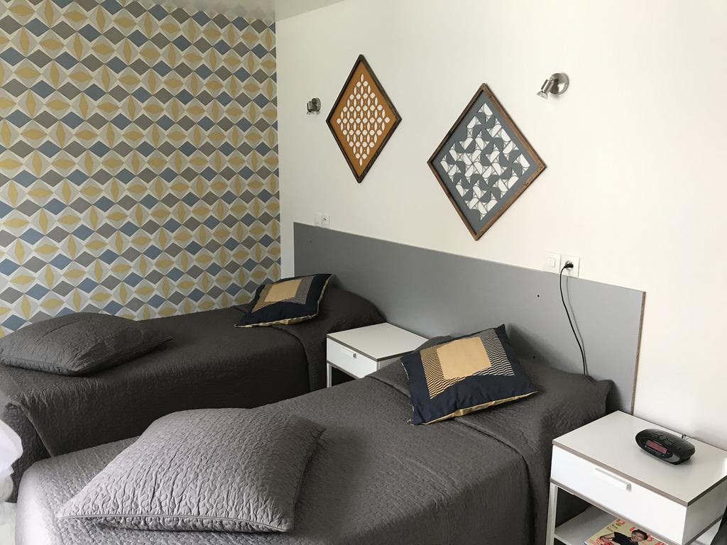Auberge Le Cheval Blanc Saint-Gâtien-des-Bois Esterno foto